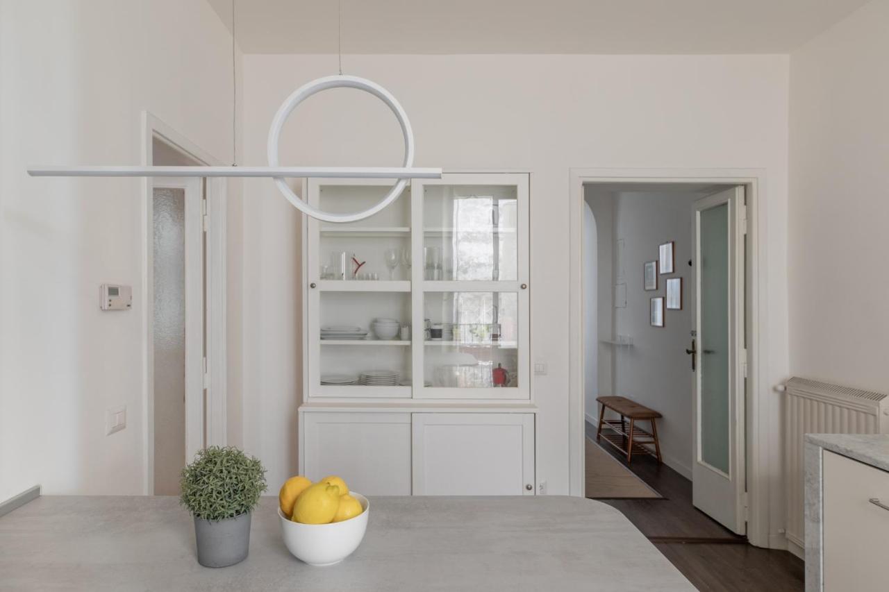 Iflat Monti Charming Apartment Рим Экстерьер фото